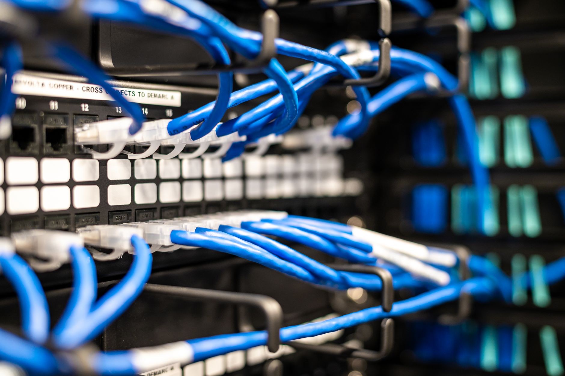 telecommunications network operations center engineers